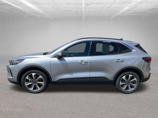 Ford Escape Platinum AWD 2023