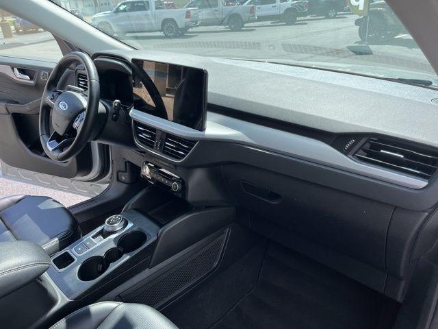 Ford Escape Platinum AWD 2023