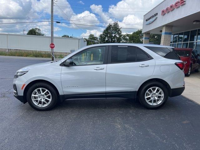Chevrolet Equinox AWD 4dr LS w/1FL 2022