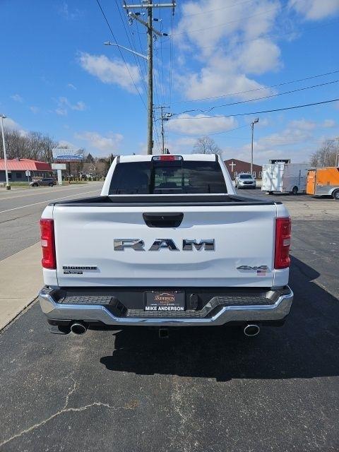 RAM 1500 Lone Star 4x4 Crew Cab 5'7" Box 2026