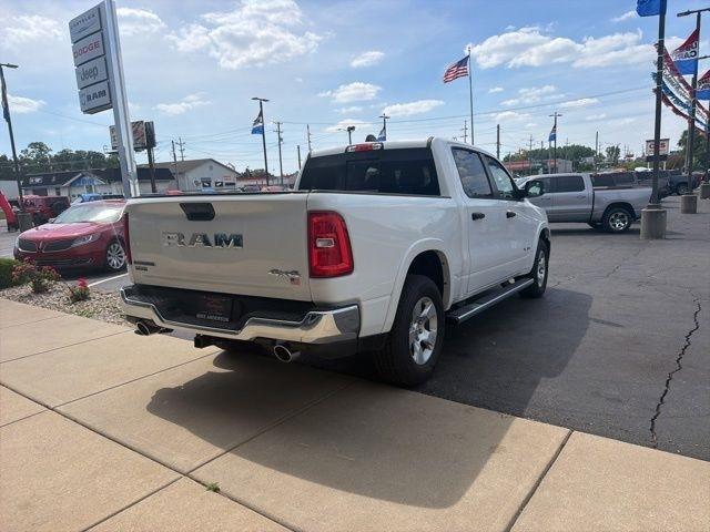 RAM 1500 Lone Star 4x4 Crew Cab 5'7" Box 2026