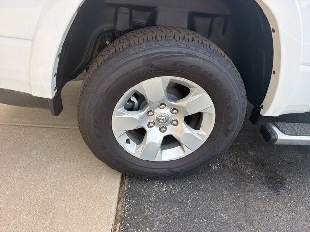 RAM 1500 Lone Star 4x4 Crew Cab 5'7" Box 2026