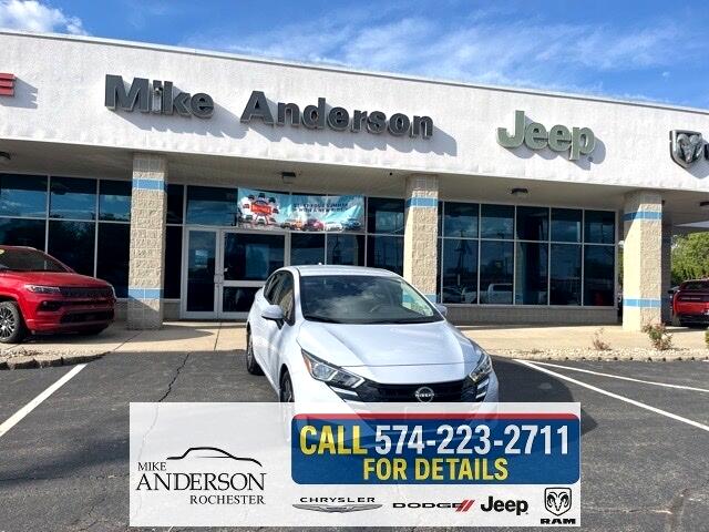 2024 Nissan Versa SV CVT