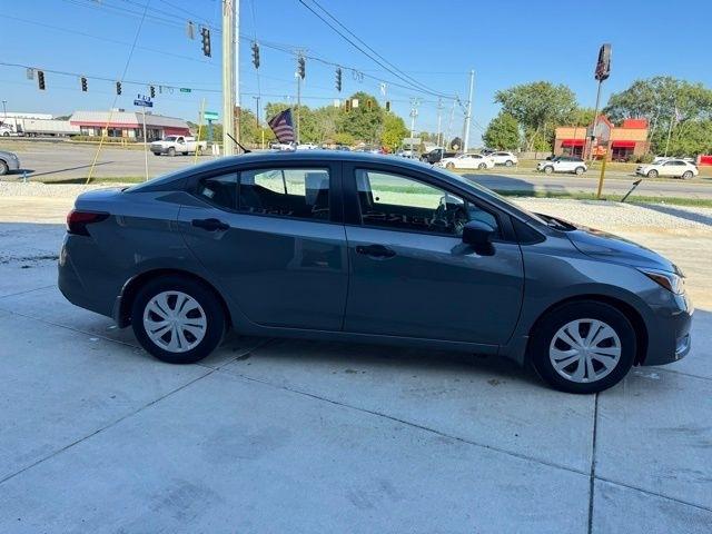 Nissan Versa S CVT 2024