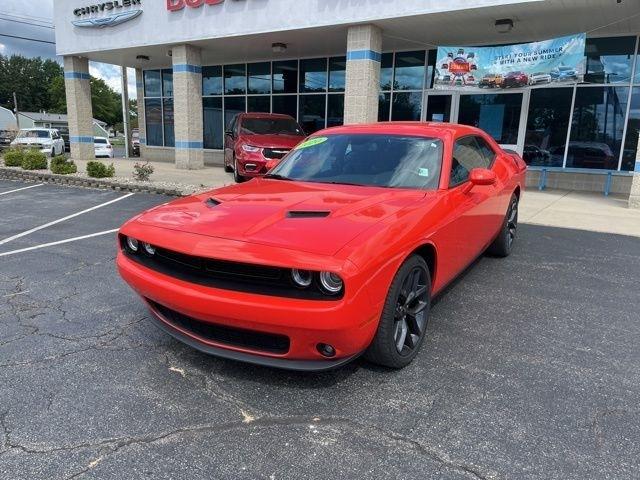 Dodge Challenger SXT RWD 2020