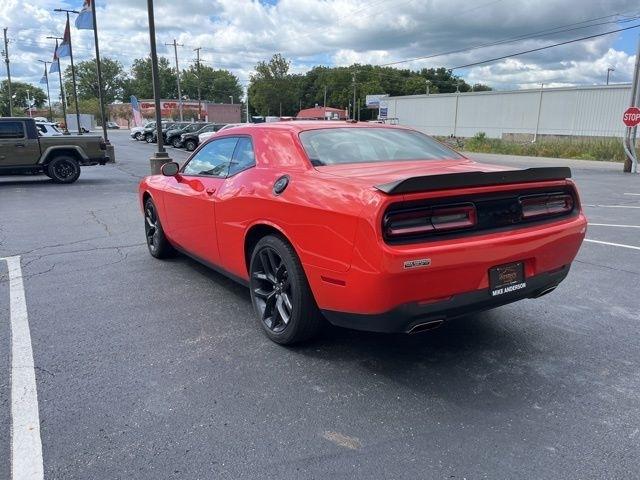Dodge Challenger SXT RWD 2020