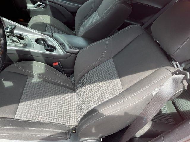 Dodge Challenger SXT RWD 2020