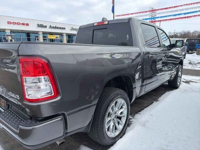 RAM 1500 Big Horn 4x4 Crew Cab 5'7" Box 2023
