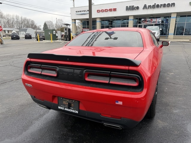 Dodge Challenger GT RWD 2021