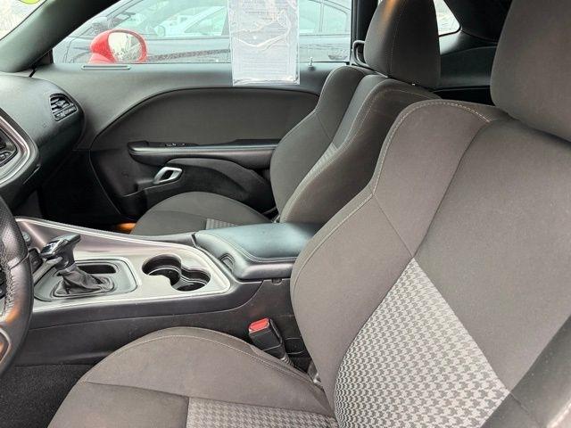 Dodge Challenger GT RWD 2021