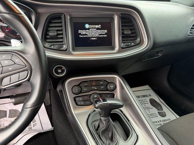 Dodge Challenger GT RWD 2021