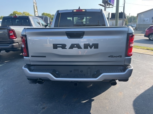 RAM 1500 Big Horn 4x4 Crew Cab 5'7" Box 2026 RAM 1500 Big Horn 4x4 Crew Cab 5'7" Box 2026