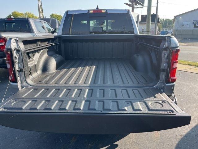 RAM 1500 Big Horn 4x4 Crew Cab 5'7" Box 2026