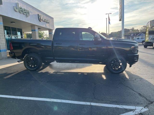RAM 2500 Laramie 4x4 Crew Cab 6'4" Box 2026