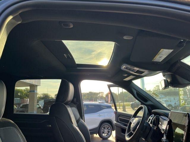 RAM 2500 Laramie 4x4 Crew Cab 6'4" Box 2026