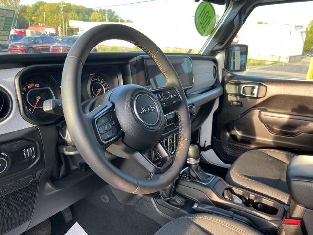 Jeep Wrangler Willys 4 Door 4x4 2024