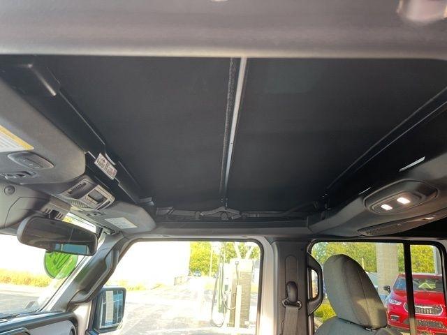 Jeep Wrangler Willys 4 Door 4x4 2024