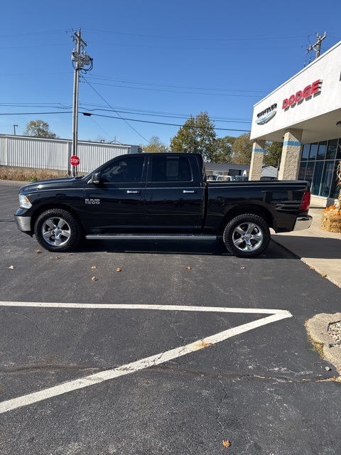 RAM 1500 Big Horn 4x4 Crew Cab 5'7" Box 2018 RAM 1500 Big Horn 4x4 Crew Cab 5'7" Box 2018