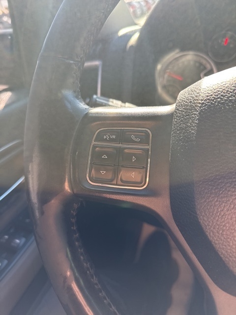 RAM 1500 Big Horn 4x4 Crew Cab 5'7" Box 2018 RAM 1500 Big Horn 4x4 Crew Cab 5'7" Box 2018