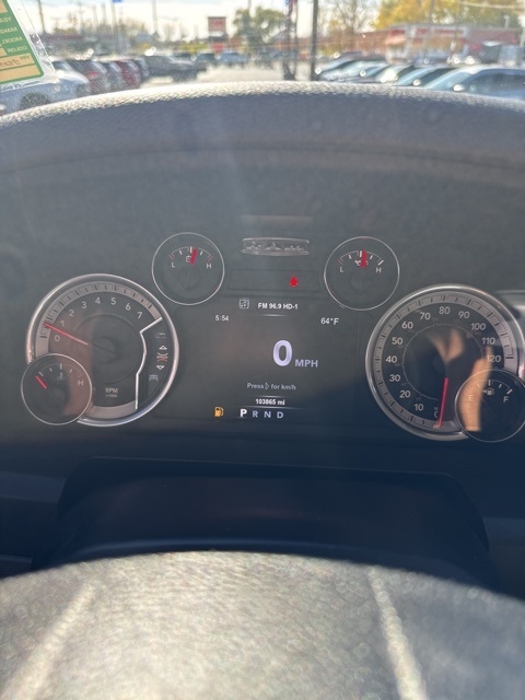 RAM 1500 Big Horn 4x4 Crew Cab 5'7" Box 2018 RAM 1500 Big Horn 4x4 Crew Cab 5'7" Box 2018