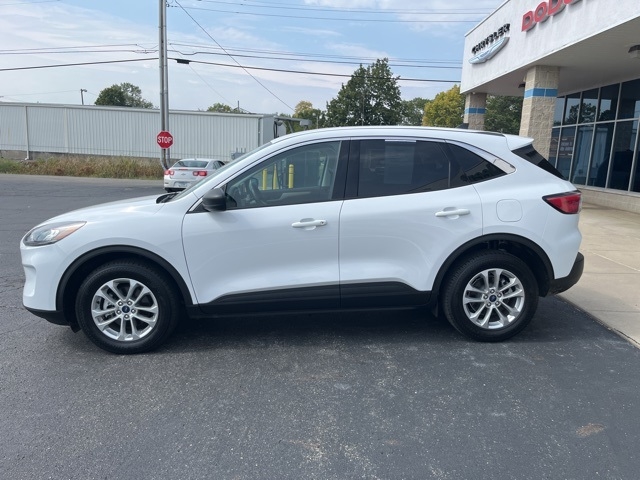 Ford Escape SE Hybrid AWD 2022 Ford Escape SE Hybrid AWD 2022