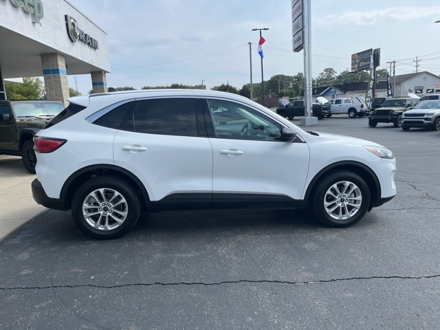 Ford Escape SE Hybrid AWD 2022 Ford Escape SE Hybrid AWD 2022