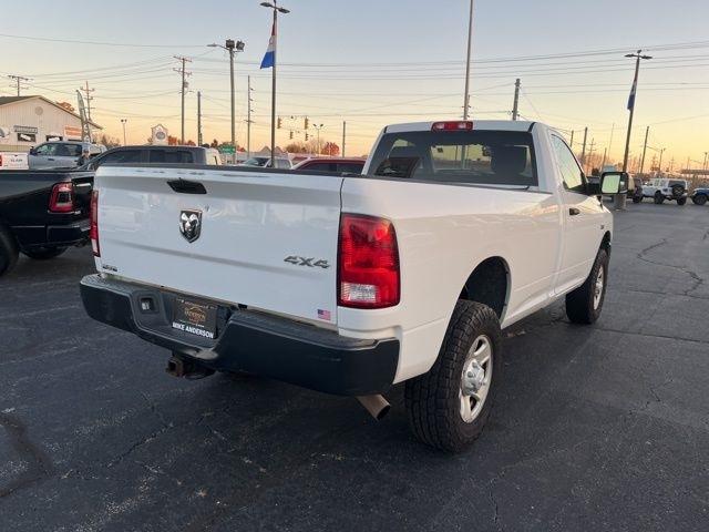 RAM 3500 Tradesman 4x4 Reg Cab 8' Box 2018