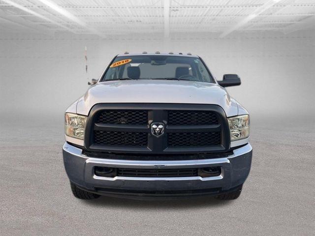 RAM 3500 Tradesman 4x4 Reg Cab 8' Box 2018