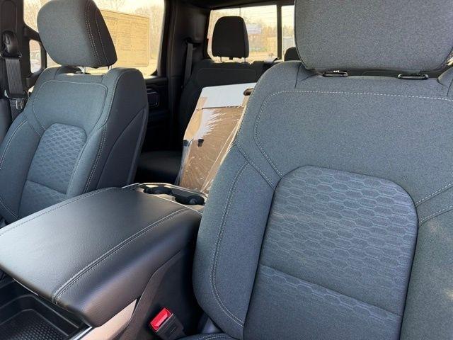 RAM 1500 Big Horn 4x4 Crew Cab 5'7" Box 2026