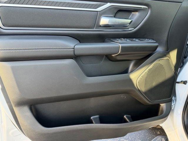 RAM 1500 Big Horn 4x4 Crew Cab 5'7" Box 2026