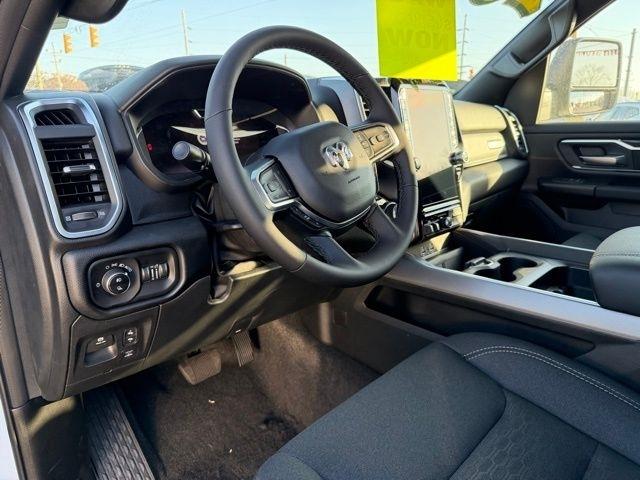 RAM 1500 Big Horn 4x4 Crew Cab 5'7" Box 2026