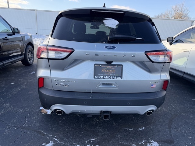 Ford Escape Titanium AWD 2022