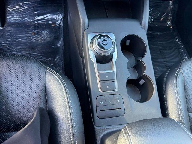 Ford Escape Titanium AWD 2022