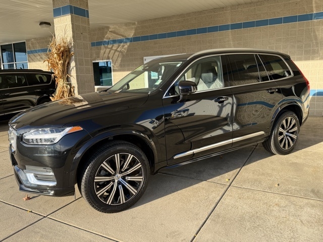 Volvo XC90 B6 AWD Plus Bright Theme 7P 2024