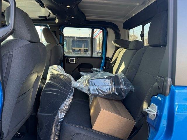 Jeep Gladiator Willys 4x4 2026