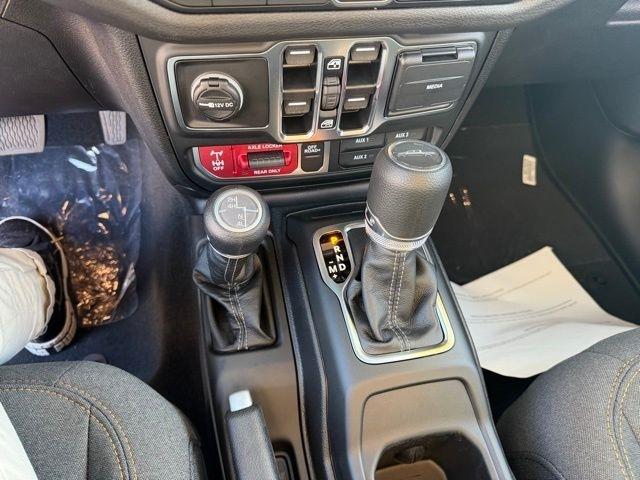 Jeep Gladiator Willys 4x4 2026