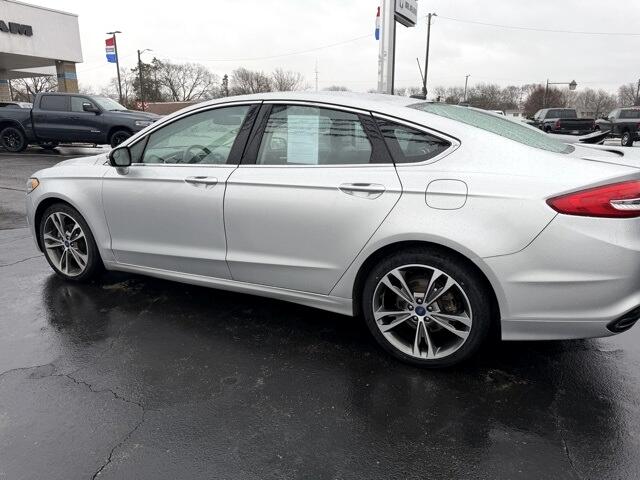 Ford Fusion Titanium AWD 2017