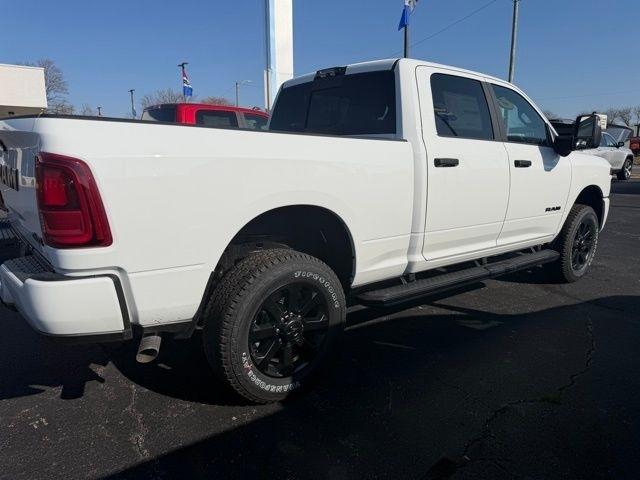 RAM 2500 Big Horn 4x4 Crew Cab 6'4" Box 2026