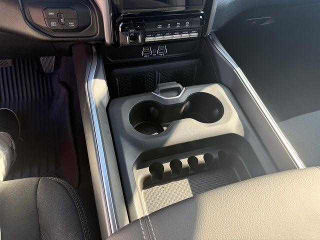 RAM 2500 Big Horn 4x4 Crew Cab 6'4" Box 2026