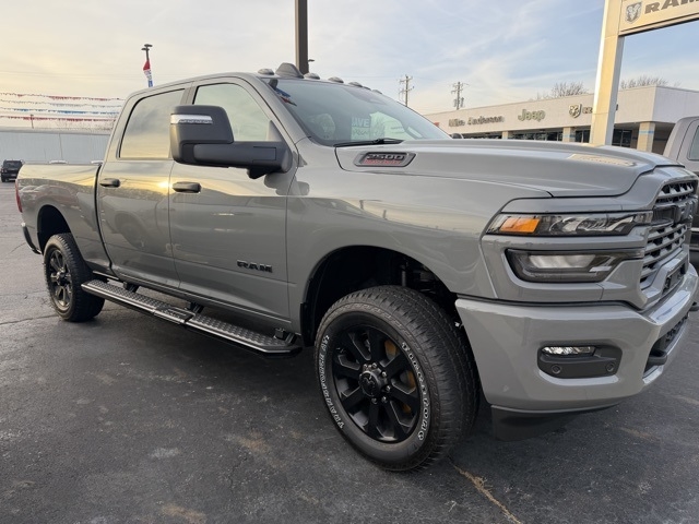 RAM 2500 Big Horn 4x4 Crew Cab 6'4" Box 2026