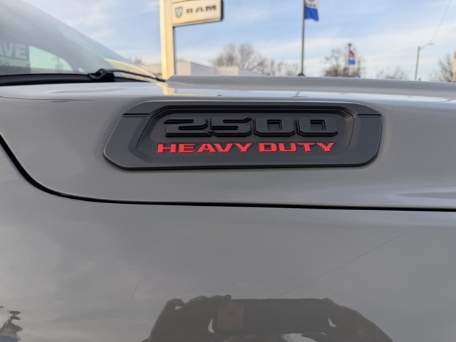 RAM 2500 Big Horn 4x4 Crew Cab 6'4" Box 2026