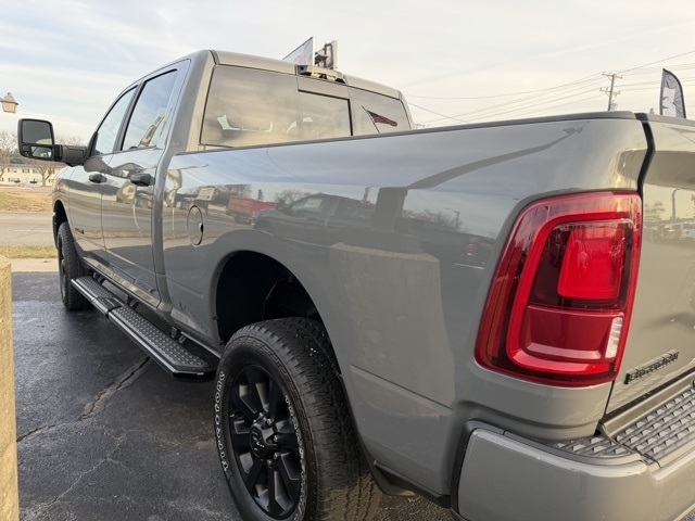RAM 2500 Big Horn 4x4 Crew Cab 6'4" Box 2026