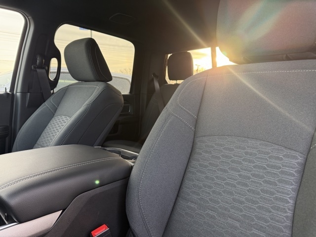 RAM 2500 Big Horn 4x4 Crew Cab 6'4" Box 2026