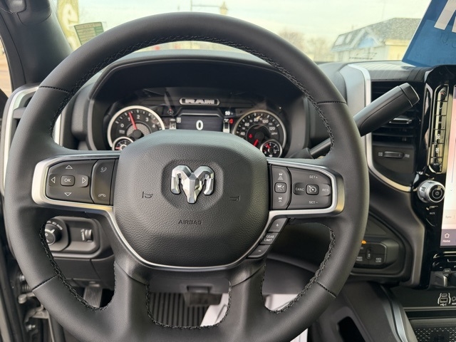 RAM 2500 Big Horn 4x4 Crew Cab 6'4" Box 2026