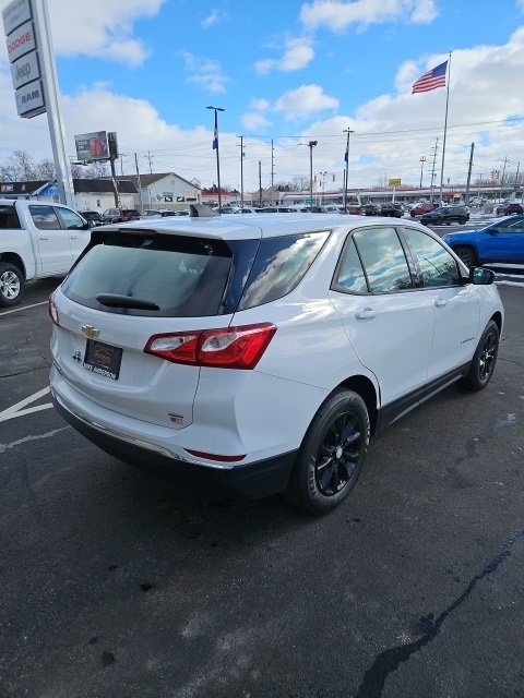 Chevrolet Equinox AWD 4dr LS w/1LS 2018