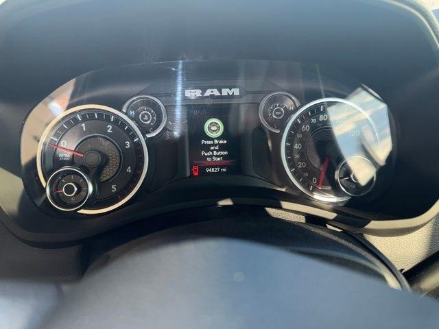 RAM 3500 Tradesman 4x4 Reg Cab 8' Box 2021