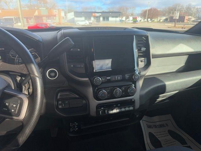 RAM 3500 Tradesman 4x4 Reg Cab 8' Box 2021