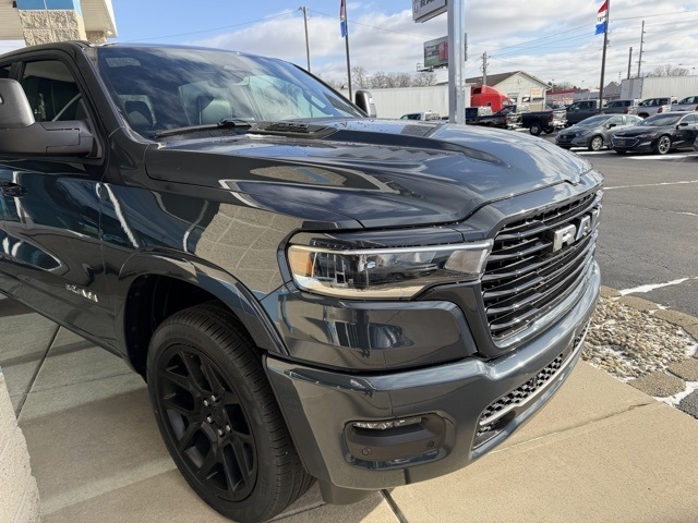 2026 RAM 1500 Laramie 4x4 Crew Cab 5'7" Box