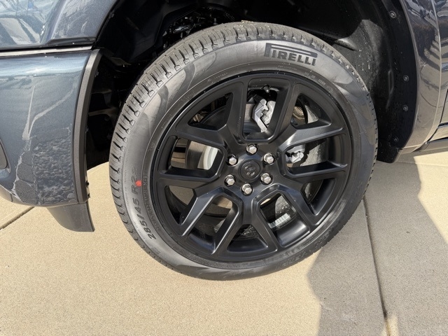 RAM 1500 Laramie 4x4 Crew Cab 5'7" Box 2026