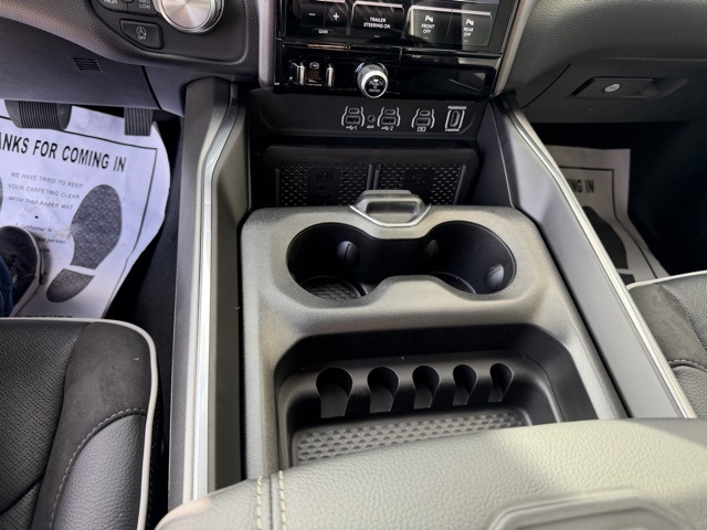 RAM 1500 Laramie 4x4 Crew Cab 5'7" Box 2026